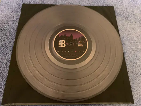 Bonehawk : Iron Mountain (LP, Ltd, Num, Cle)